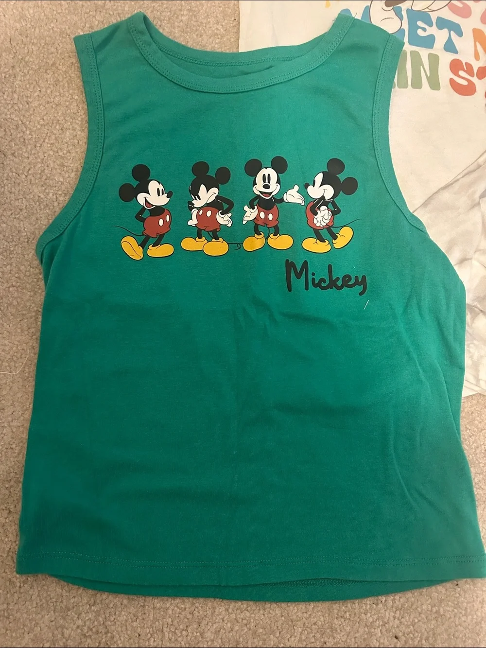 Disney bundle - Picture 4 of 13